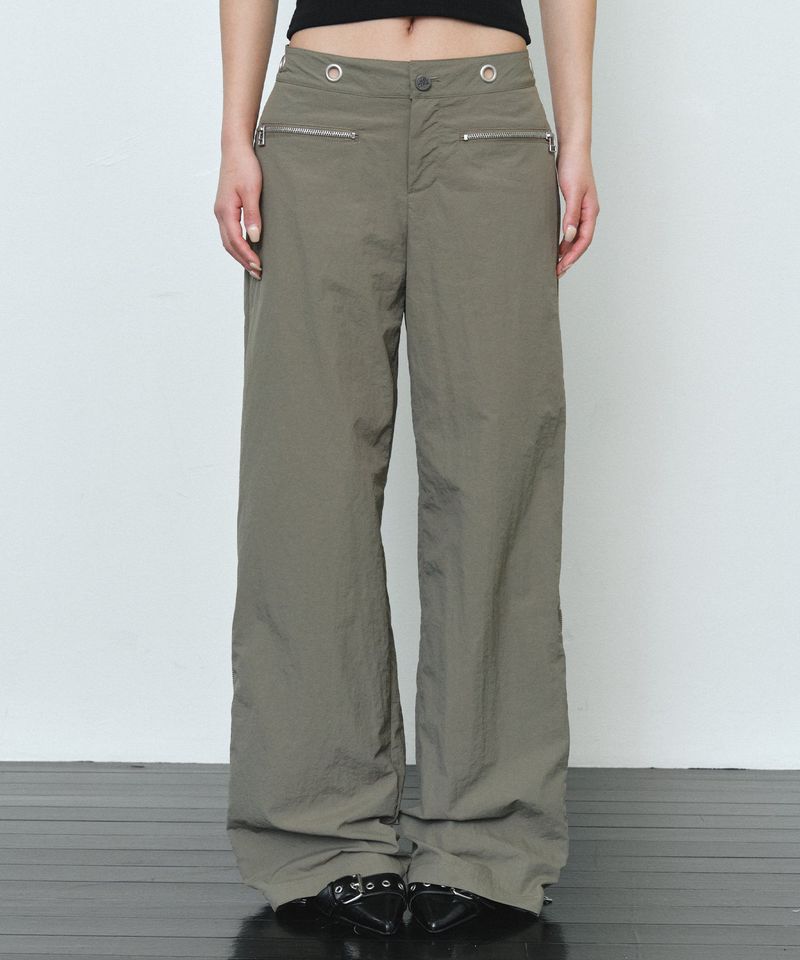 MIDNIGHT MOVE（ミッドナイトムーブ）の「strap ny pants (khaki)（Pants）」