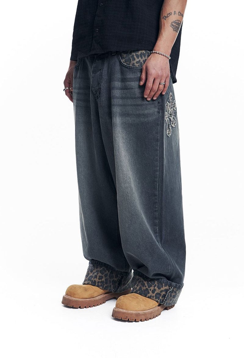 Leopard Cross Patch Roll-Up Denim Pants - Black