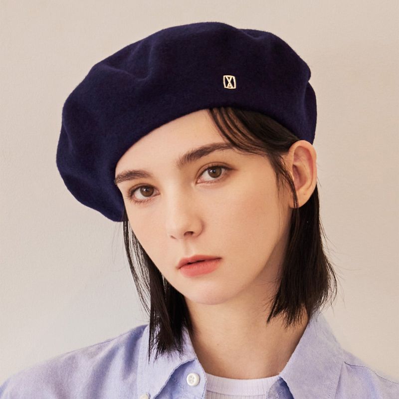 VA Square Stud Wool Beret / Navy