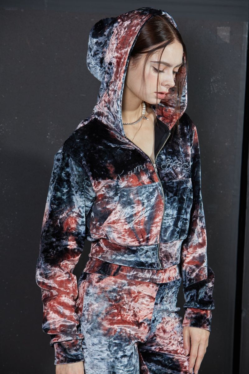 DYEING VELVET HOOD