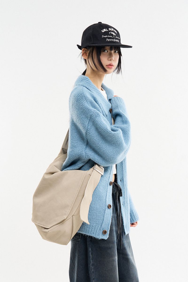 Raucohouse（ラウコハウス）の「Bird embroidery wool flat cap（Hats）」