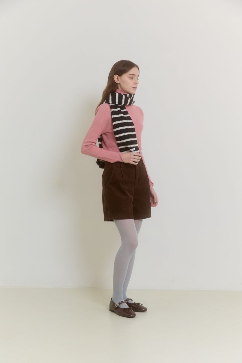 COZY DAY CORDUROY SHORT