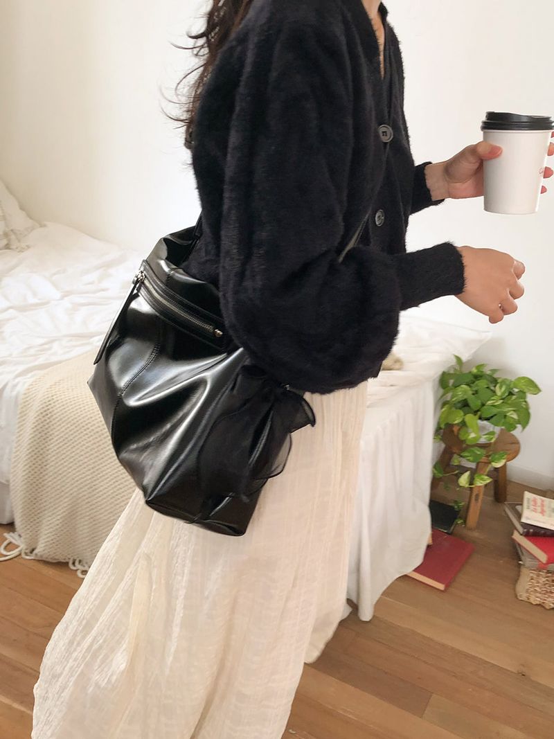 Pillow ribbon bag_black