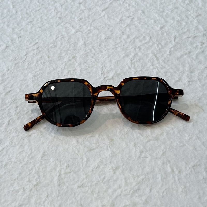Angular Round Sunglasses