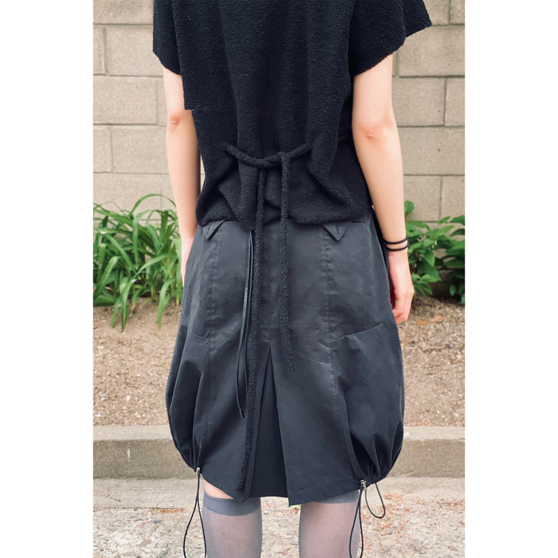 PUMPKIN STRING SKIRT : BLACK