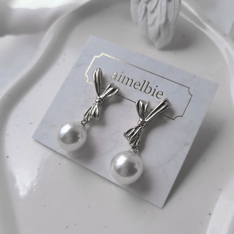 [Red Velvet Seulgi, KISS OF LIFE Belle Piercing] Dalia Ribbon and Pearl Piercing - Silver Color