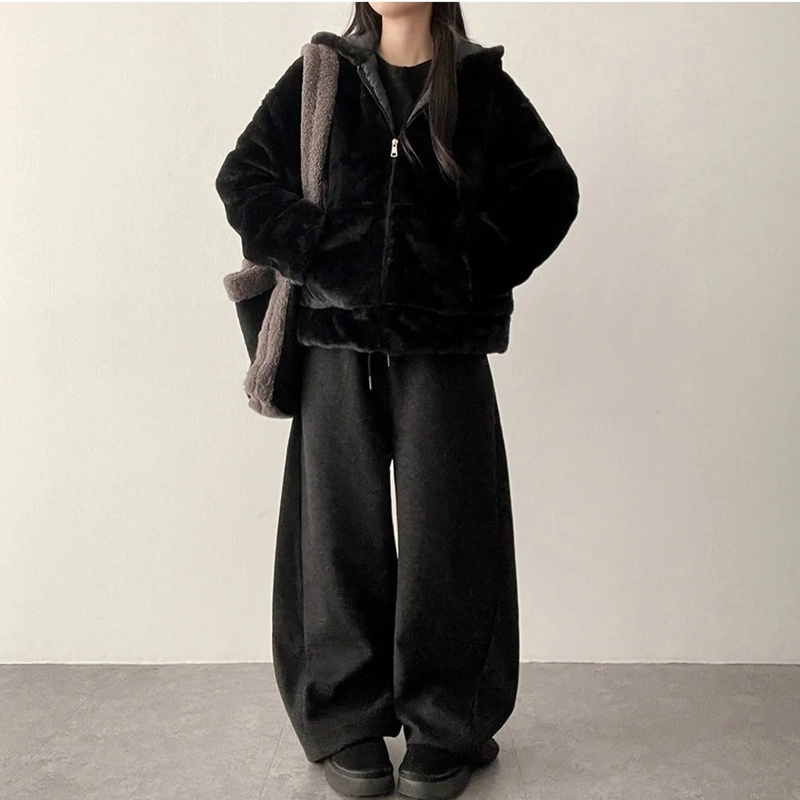 Mende Curved Incision Woolen Wide Pants