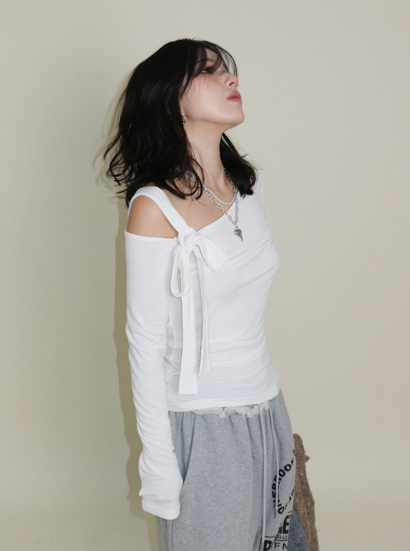 (Napping T-shirt) Euren One Shoulder Ribbon Tie Long-Sleeved Warmer T-Shirt