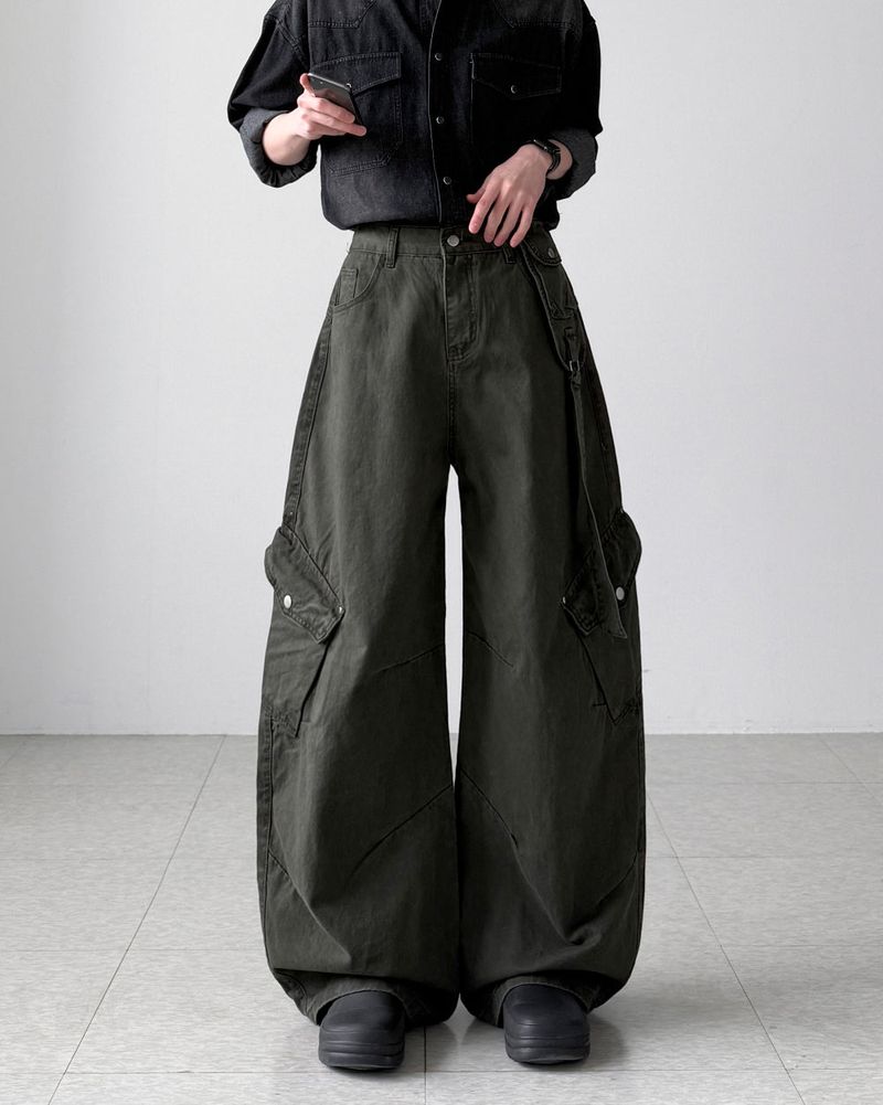 YOURNUS(ユアナス)の「Ain Strap Cargo Pants(Pants)」