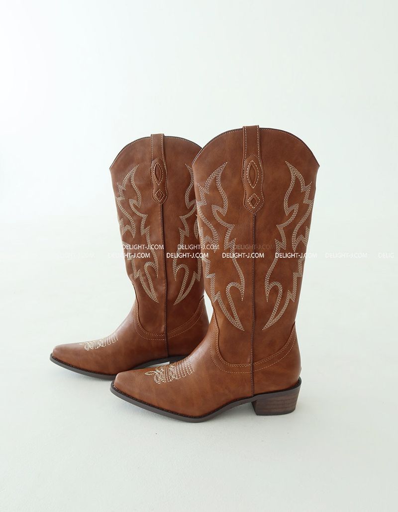 Western Ethnic Embroidered Long Boots