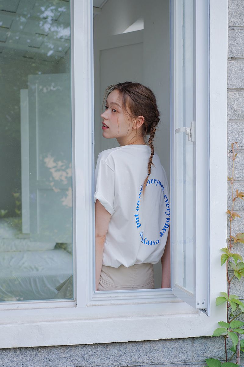 ROUND LOGO OVERSIZED T-SHIRTS_2COLORS