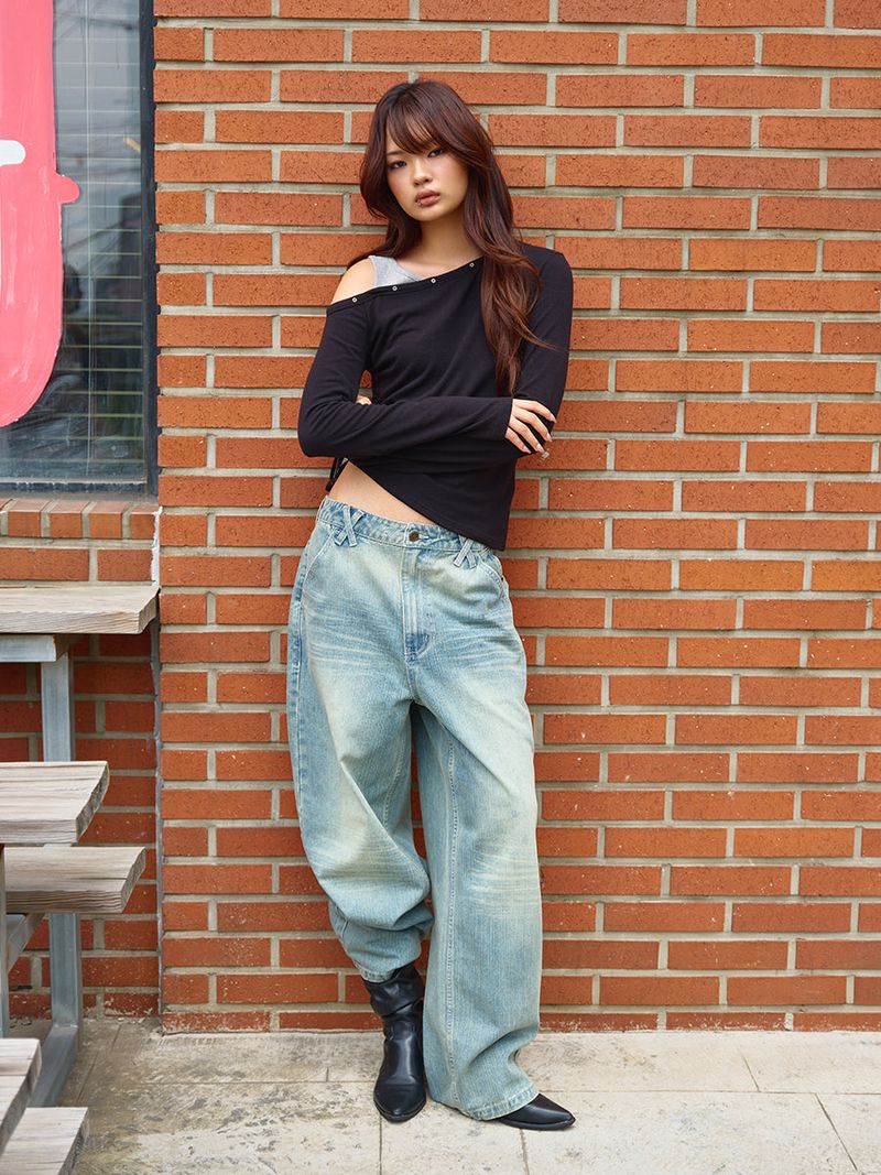 NYXX（エヌワイエックスエックス）の「EYELET OFF SHOULDER L/S BLACK（Tops）」