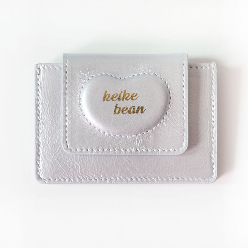 shape of' wallet - silver bean