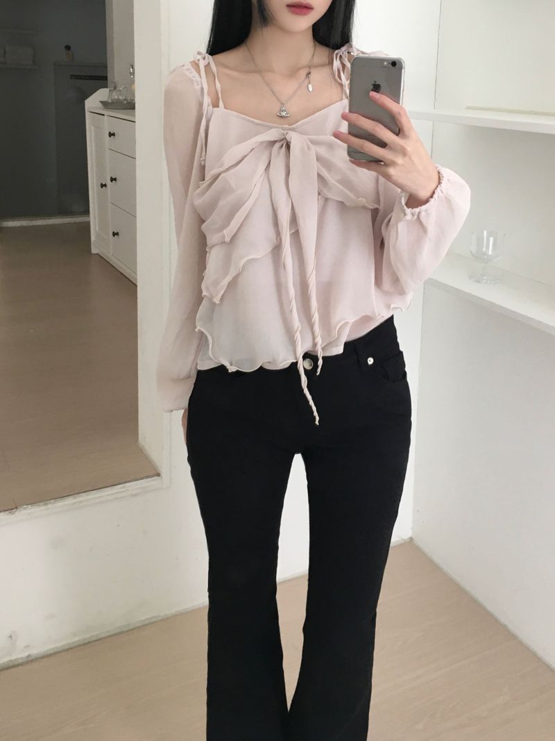 cheek ribbon blouse (2 colors)