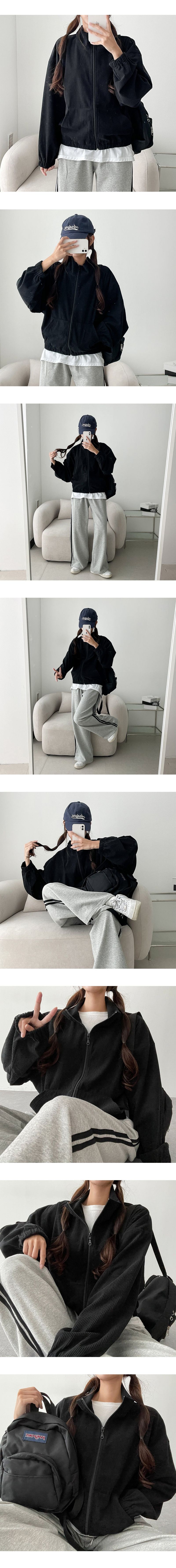 Ain Banding Golden Zip-Up Jumper
