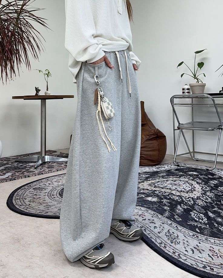 Bael Balloon Sweatpants
