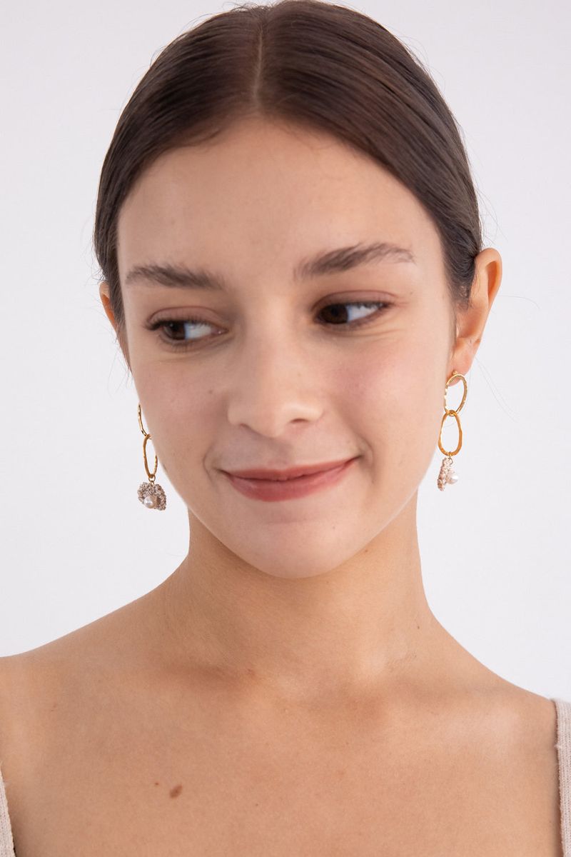 Oval link knit pendant drop earring
