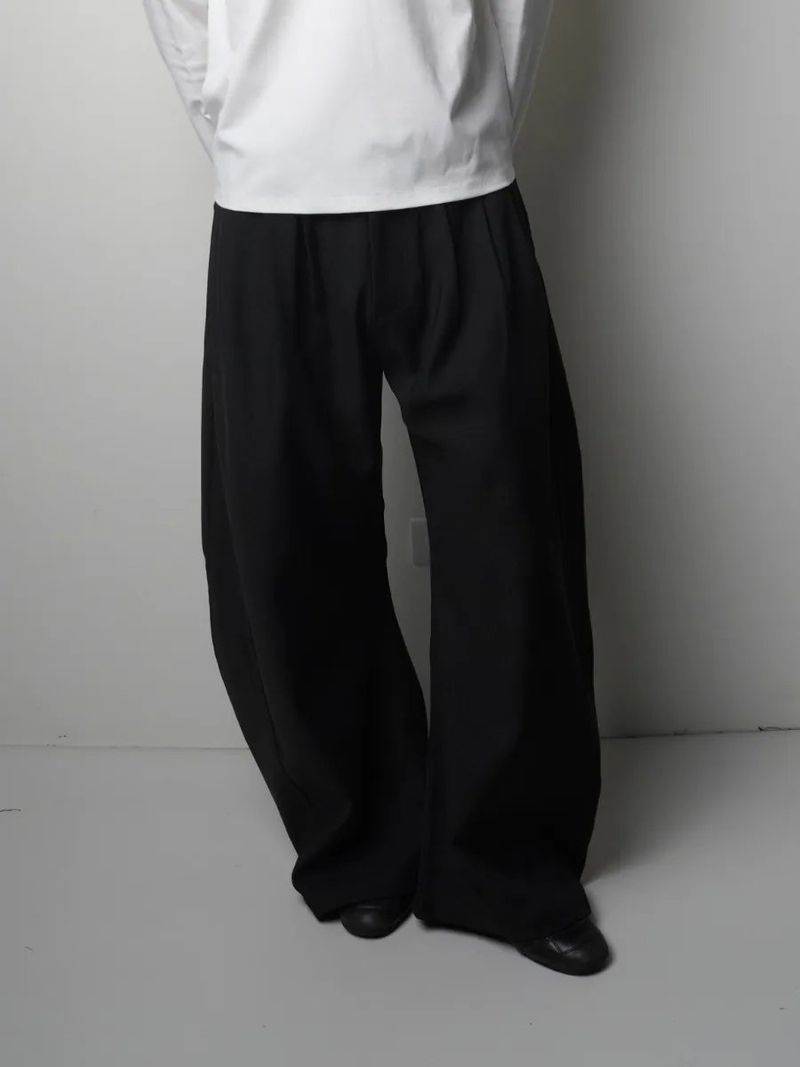 PT6 Pleated Scimitar-Cut Trousers