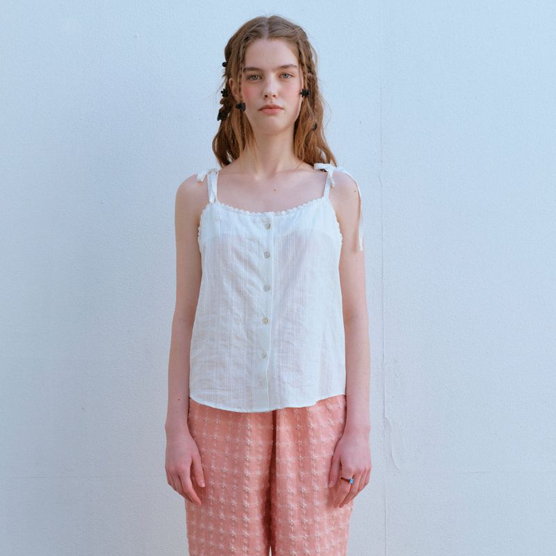 FUN FROM FUN(ファンフロムファン)の「 LACE STRAP SLEEVELESS TOP, WHITE(Tops)」