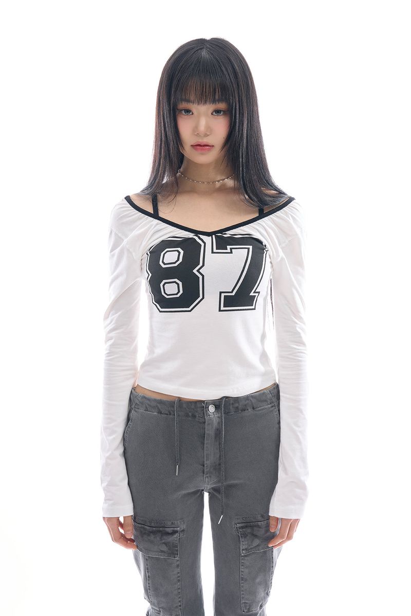Raucohouse(ラウコハウス)の「Calvia number crop tee(Tops)」