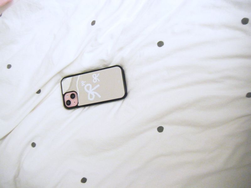 ribbon mirror bumper phone case