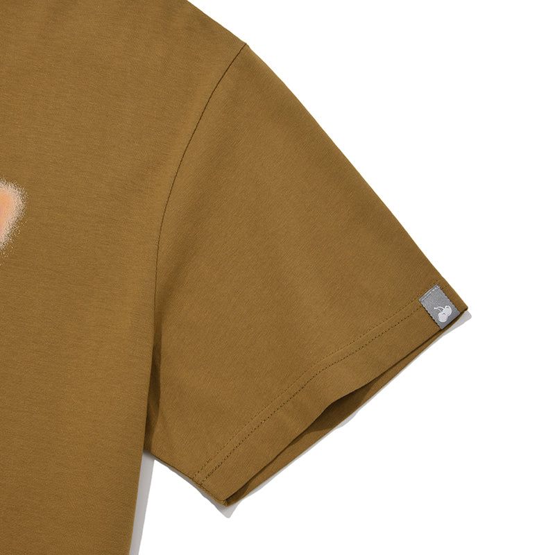 CHERRY BLUR GRAPHIC T-SHIRT [KHAKI]