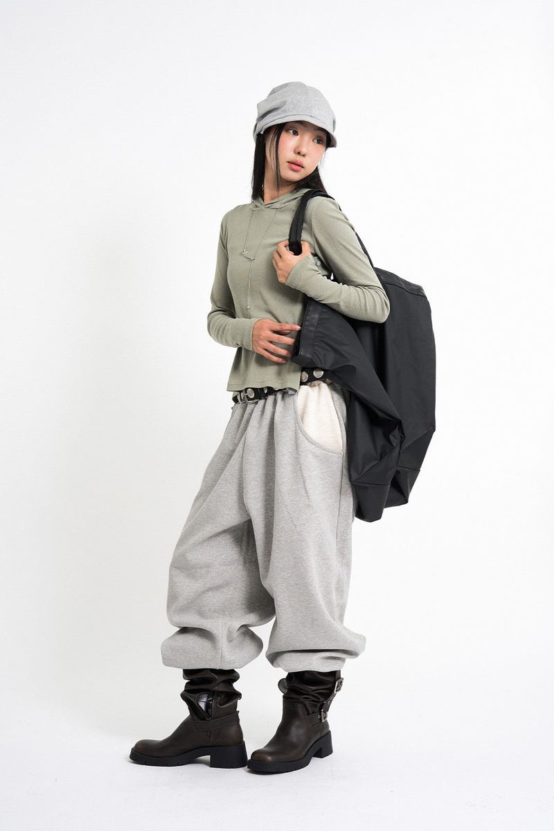Peanut color matching pocket sweatpants
