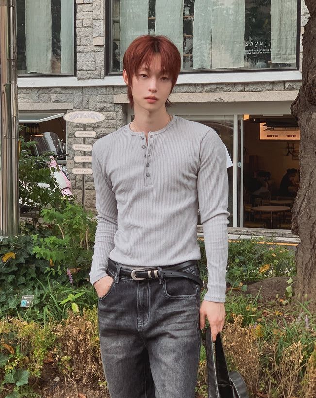 Kanden Ribbed Henley Neck Slim Long Sleeve T-shirt