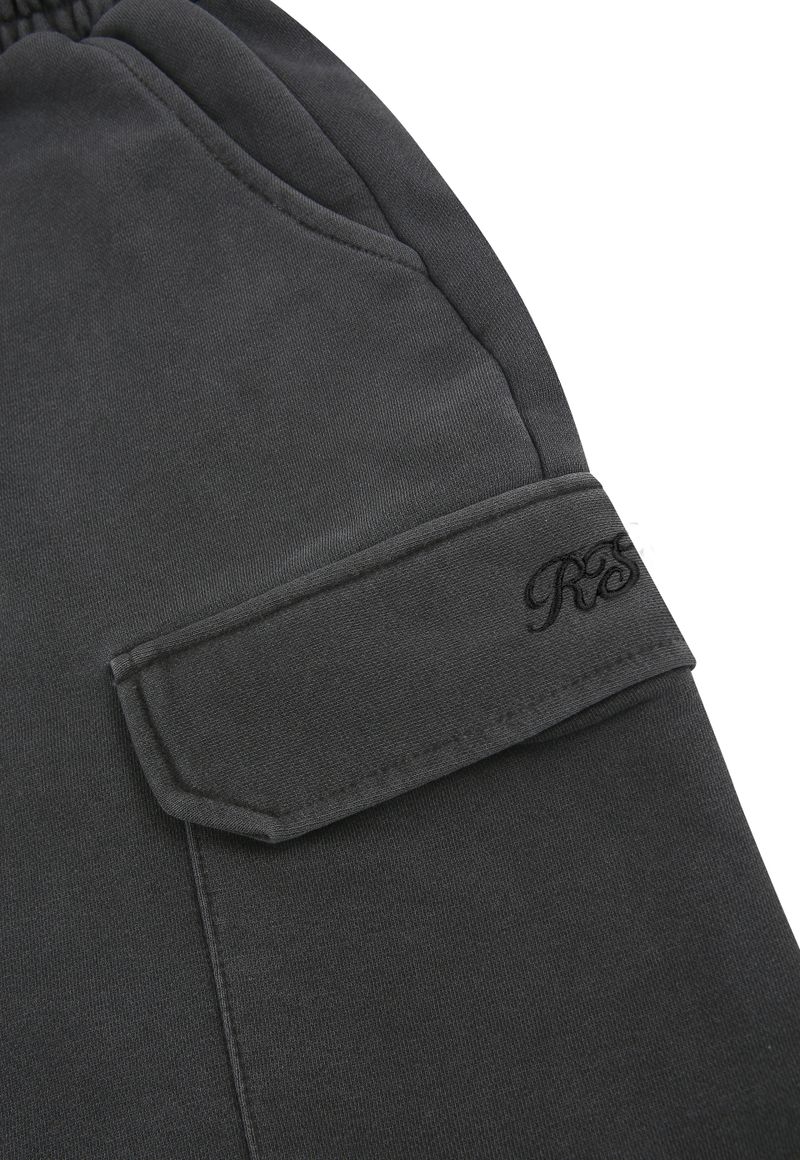 Charcoal pigment pocket bermuda pants