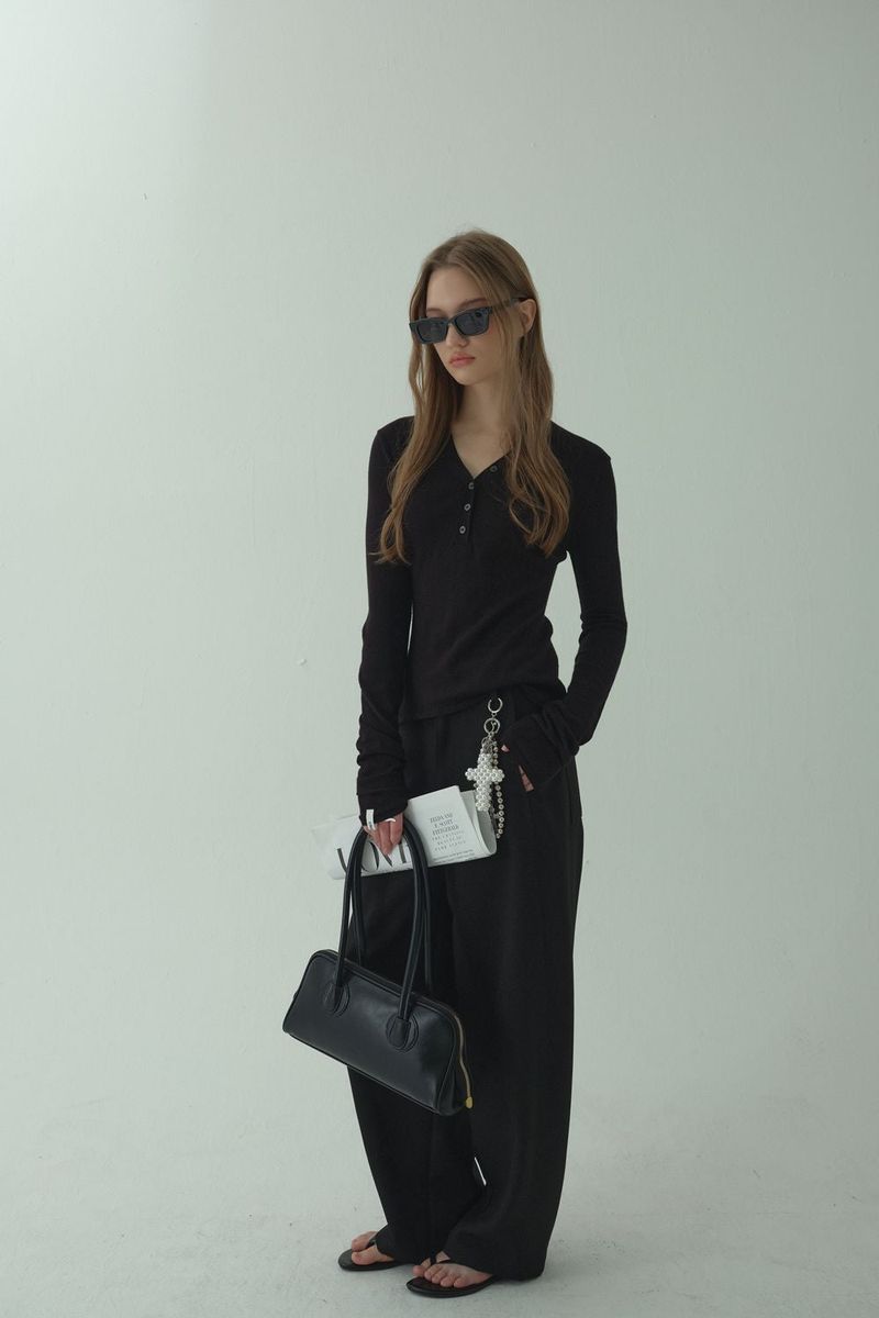 V-BUTTON KNIT LONG SLEEVE_BLACK