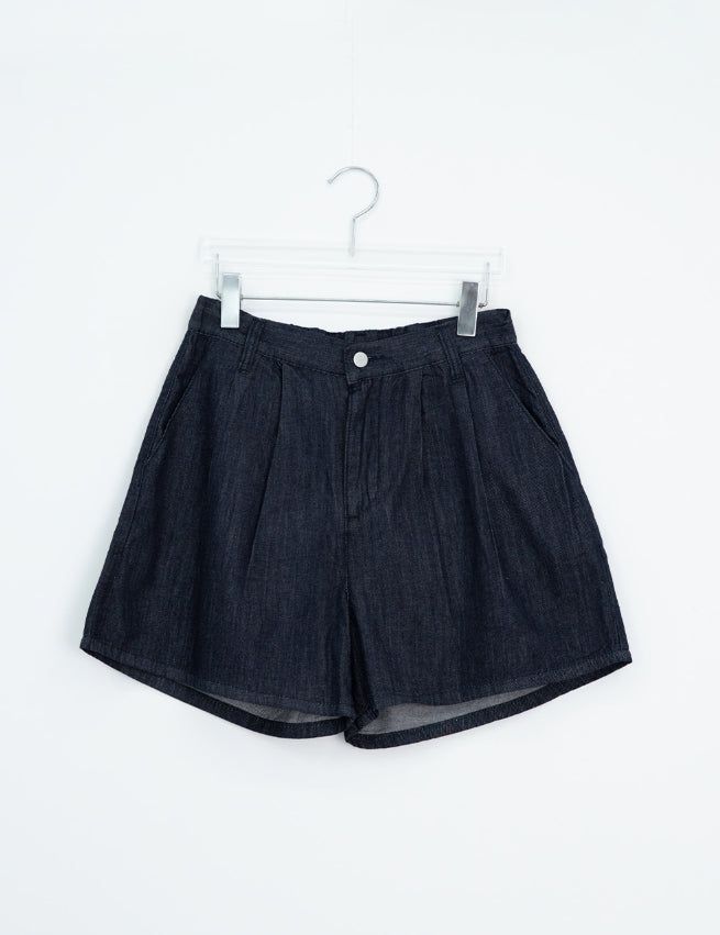 Cozy Nonfade Pintuck Back Banding Short Pants