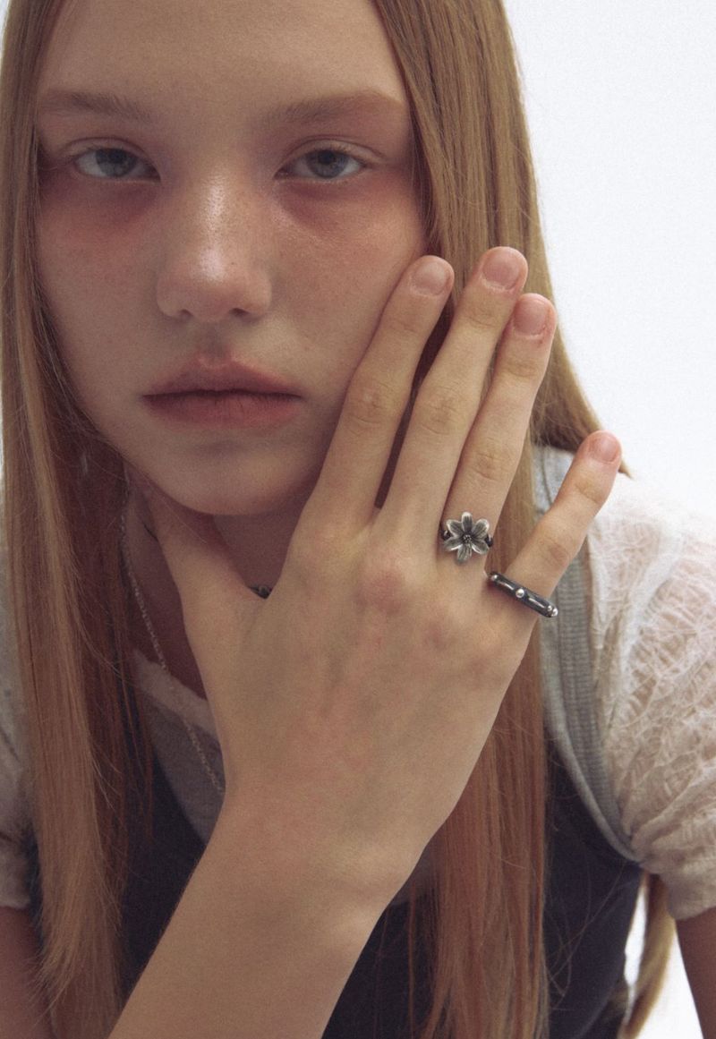 nff（エヌフフ）の「ペタルストリングリング（アクセサリー）」