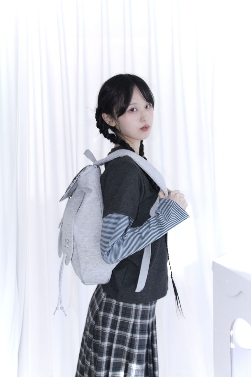 Rabbit Drop String Patch Backpack (2color)
