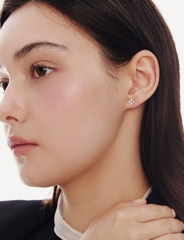 hyeres lor（イエール・ロール）の「26SS★ Truly Essence 14K Vein Flower Earrings（Accessories）」
