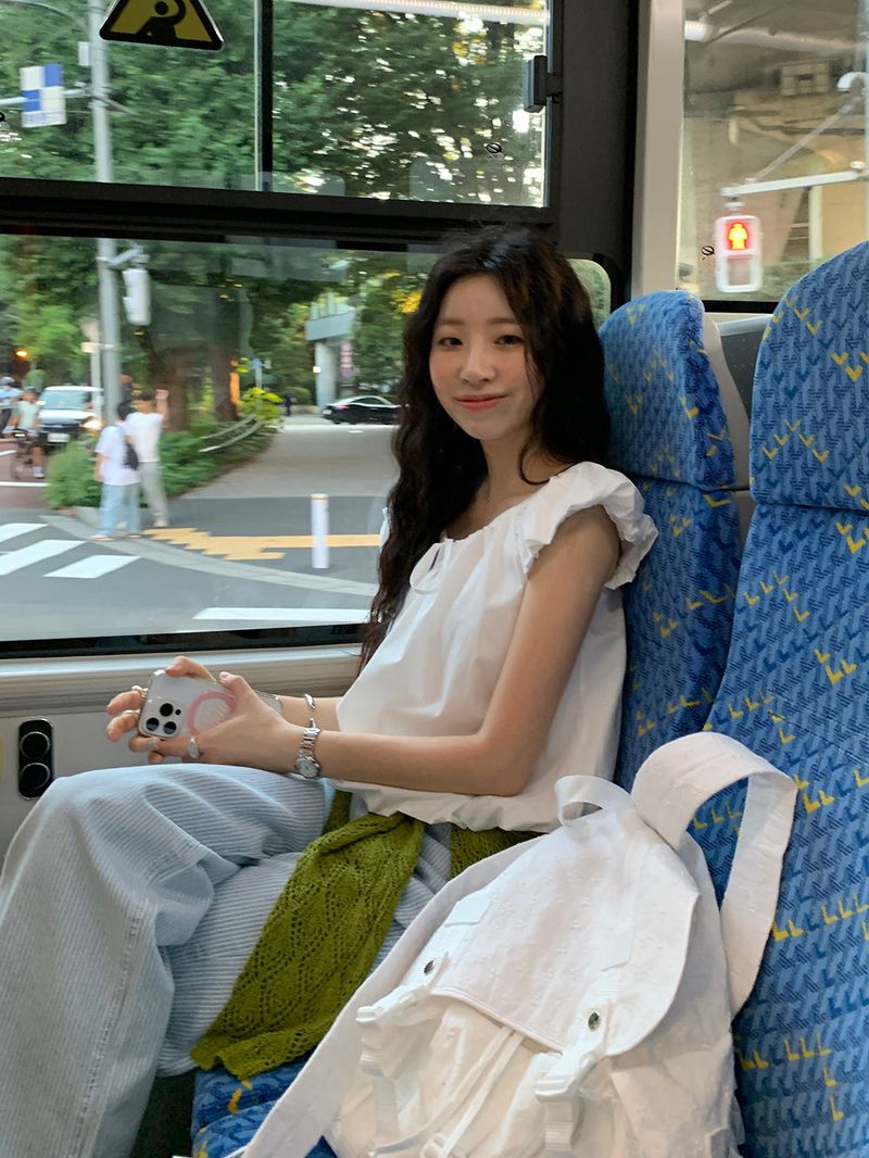 [MADE] Weare Ribbon Puff Blouse