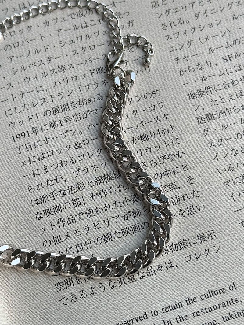 POP STAR NECKLACE