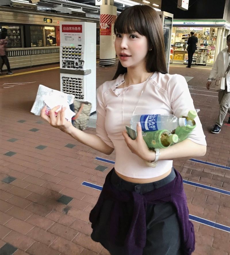 hab 4 button slim ribbed top