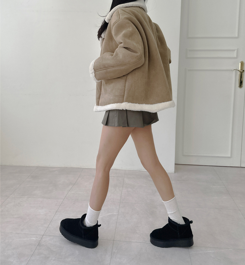 (COW LEATHER🤎🐑🐄) DALMATIAN UGG 4CM PLATFORM FUR BOOTS SHORT UGG