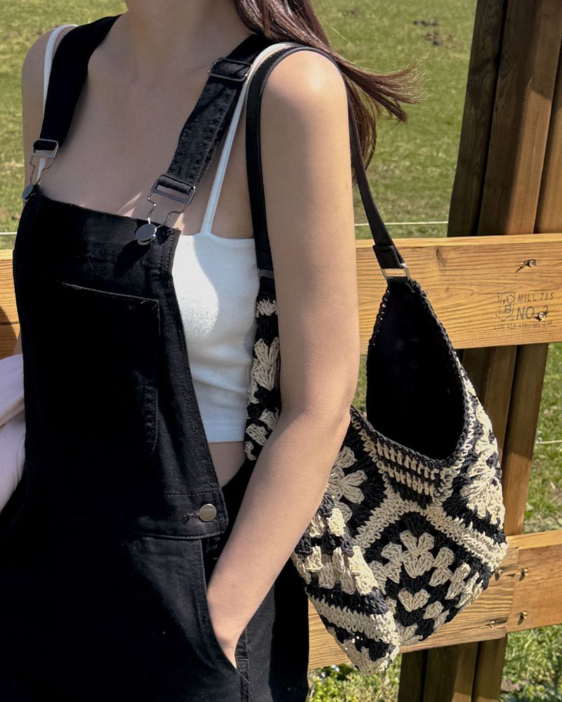 MAYBINS（メイビンス）の「Leo Lapia Shoulder Bag（Bags）」