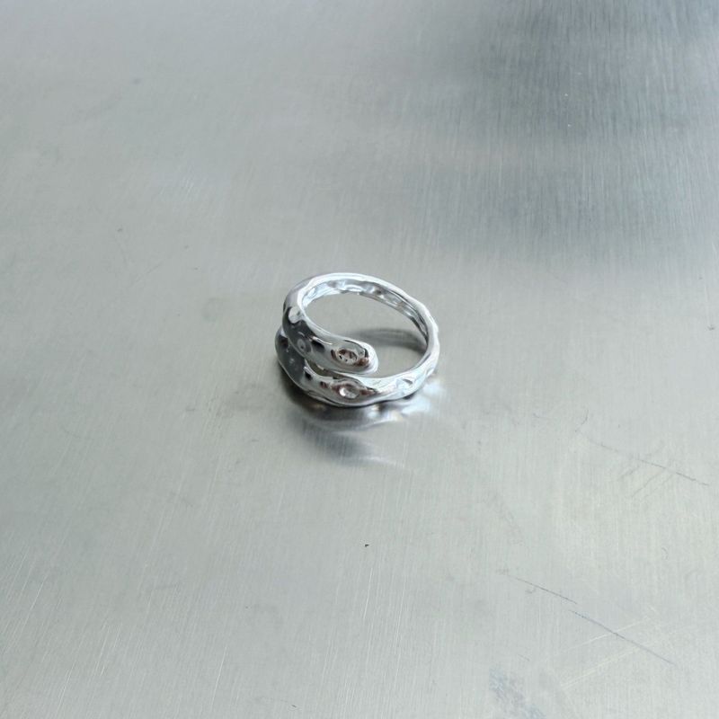 Serpent Flow Ring