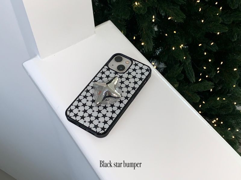 Black star bumper