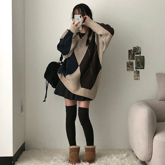 Seonan Argyle Over V-Knit