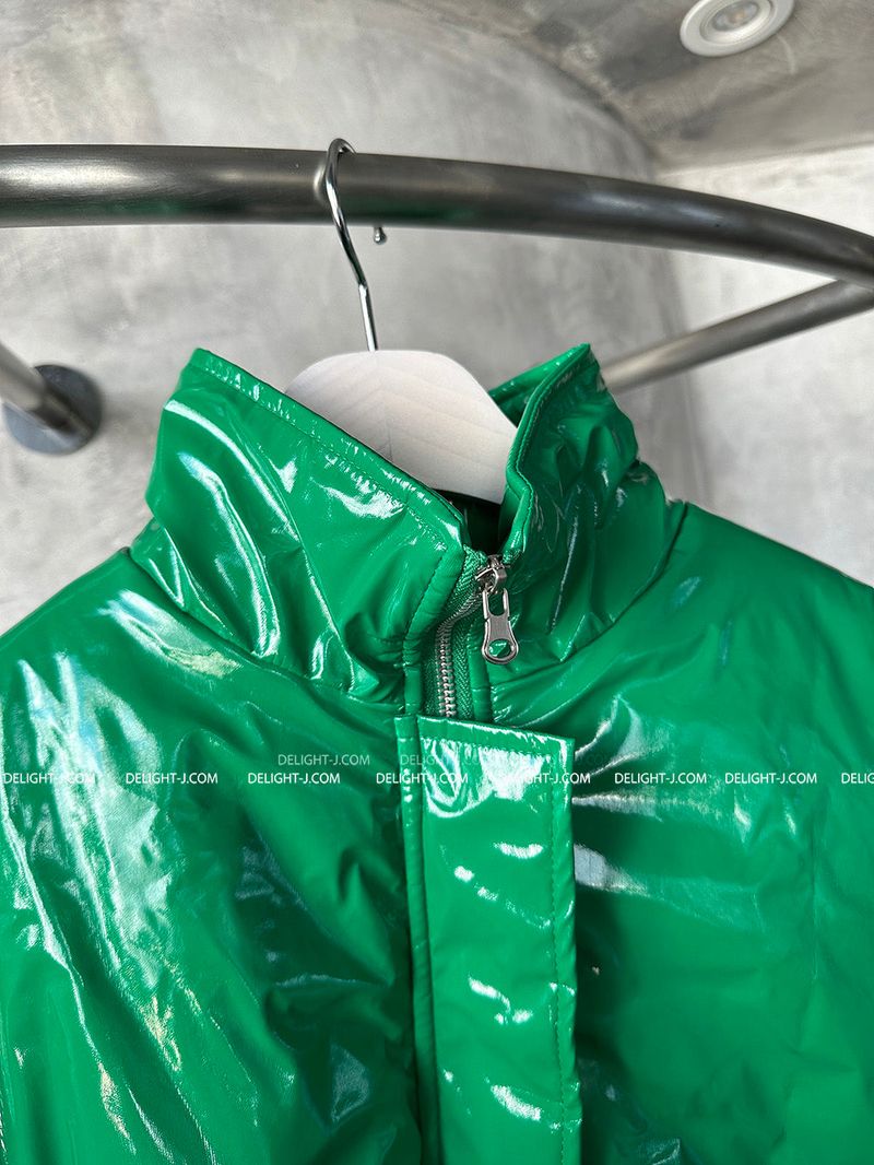 Enamel Glossy Cropped Padding