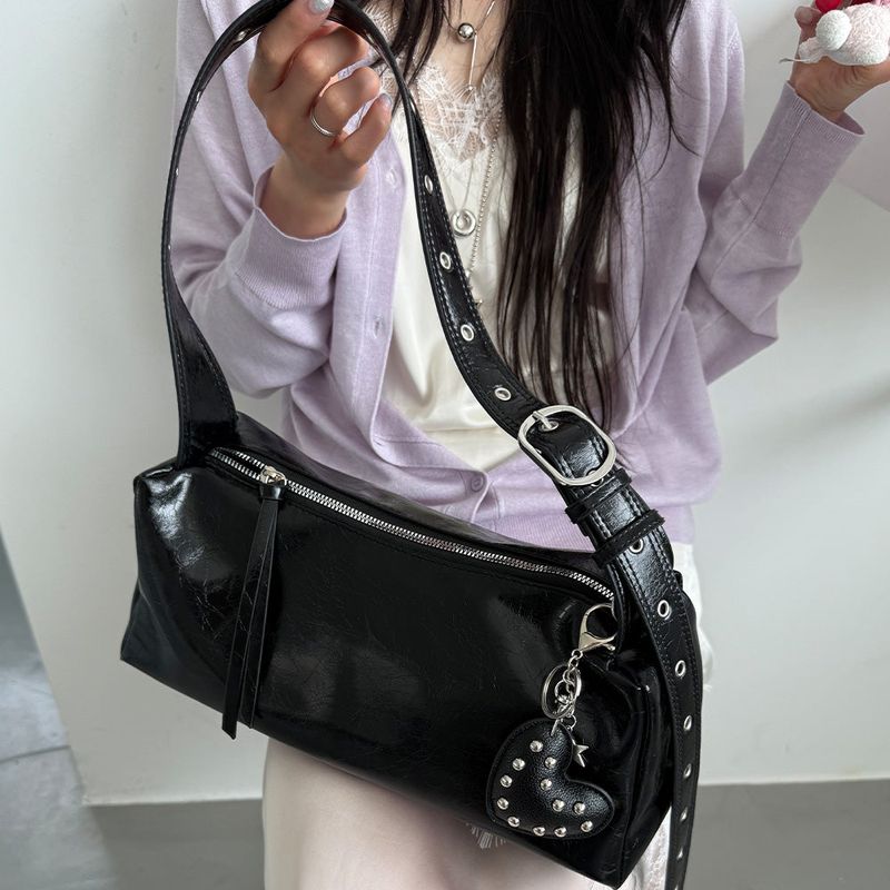 coferry（コフェリー）の「ロングテール バッグ (ブラック)（バッグ）」