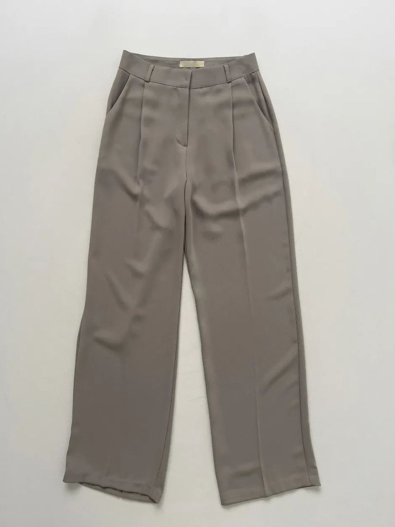 One Tuck Semi-Wide Slacks
