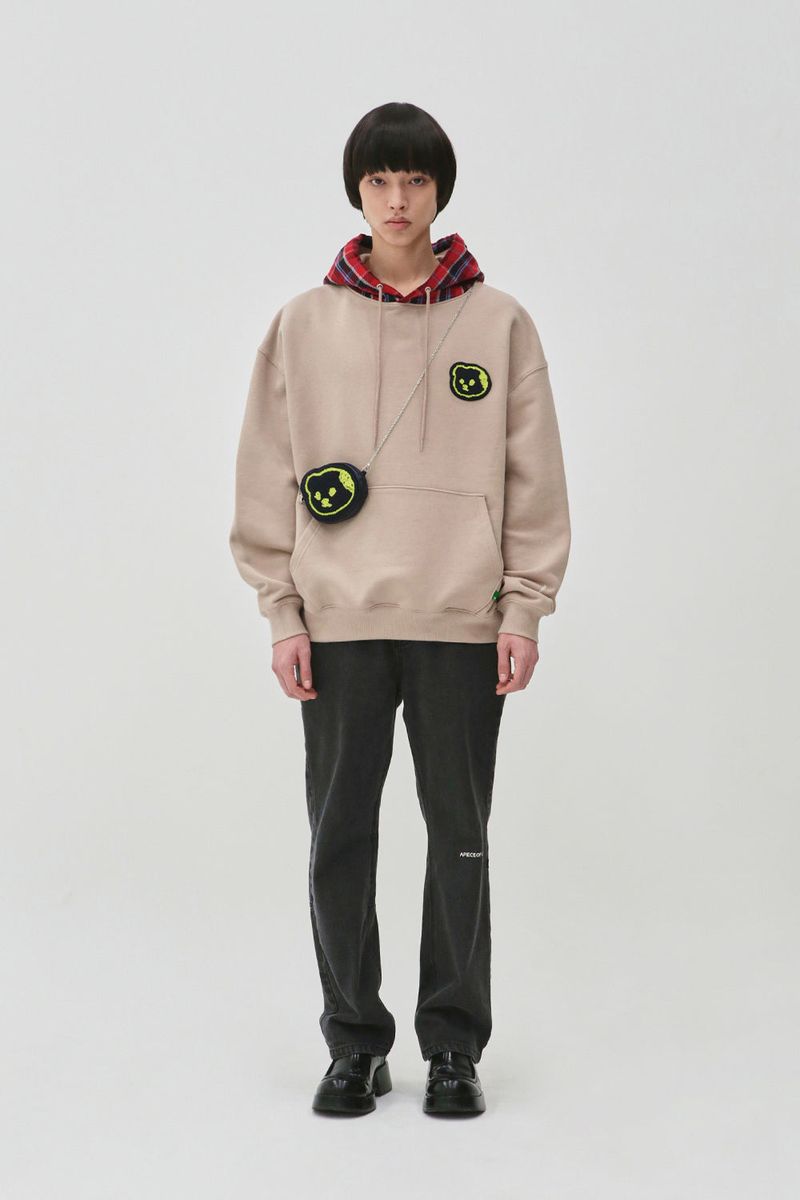 T.D BEAR Wappen Hoodie_Sand Beige