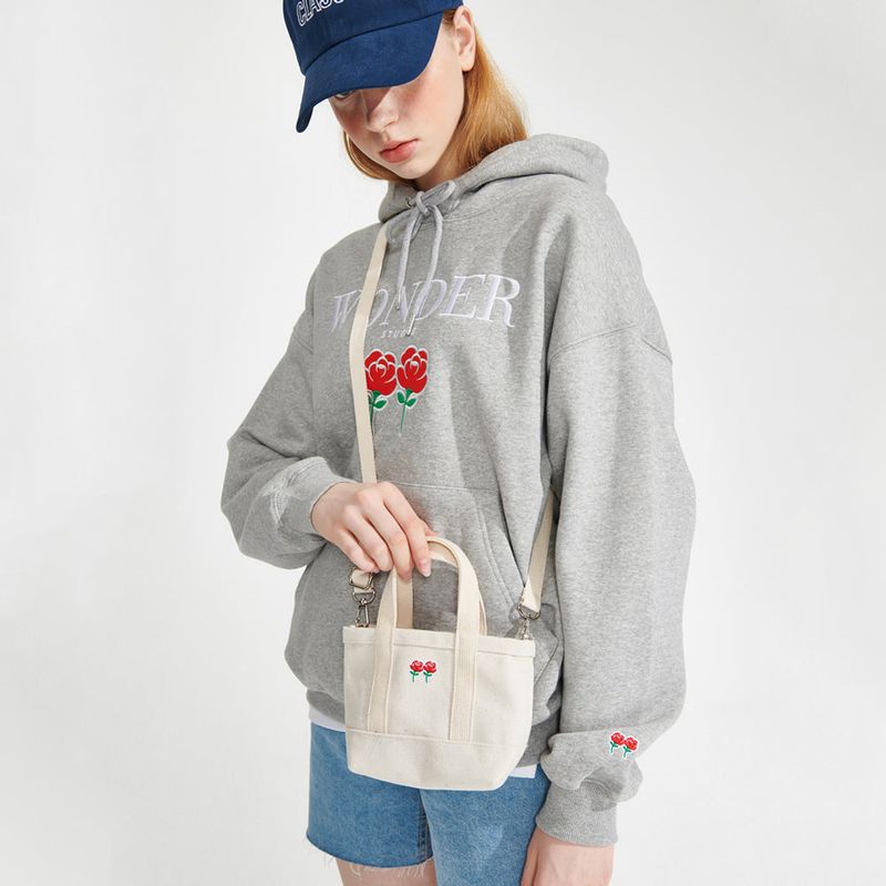 wonder visitor（ワンダービジター）の「Logo mini cross bag [Ivory]（Bags）」