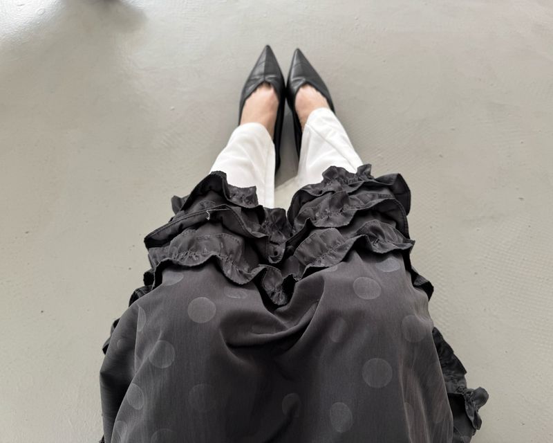 Dot frill skirt