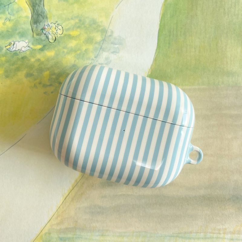 creamy blue glossy hard airpods case