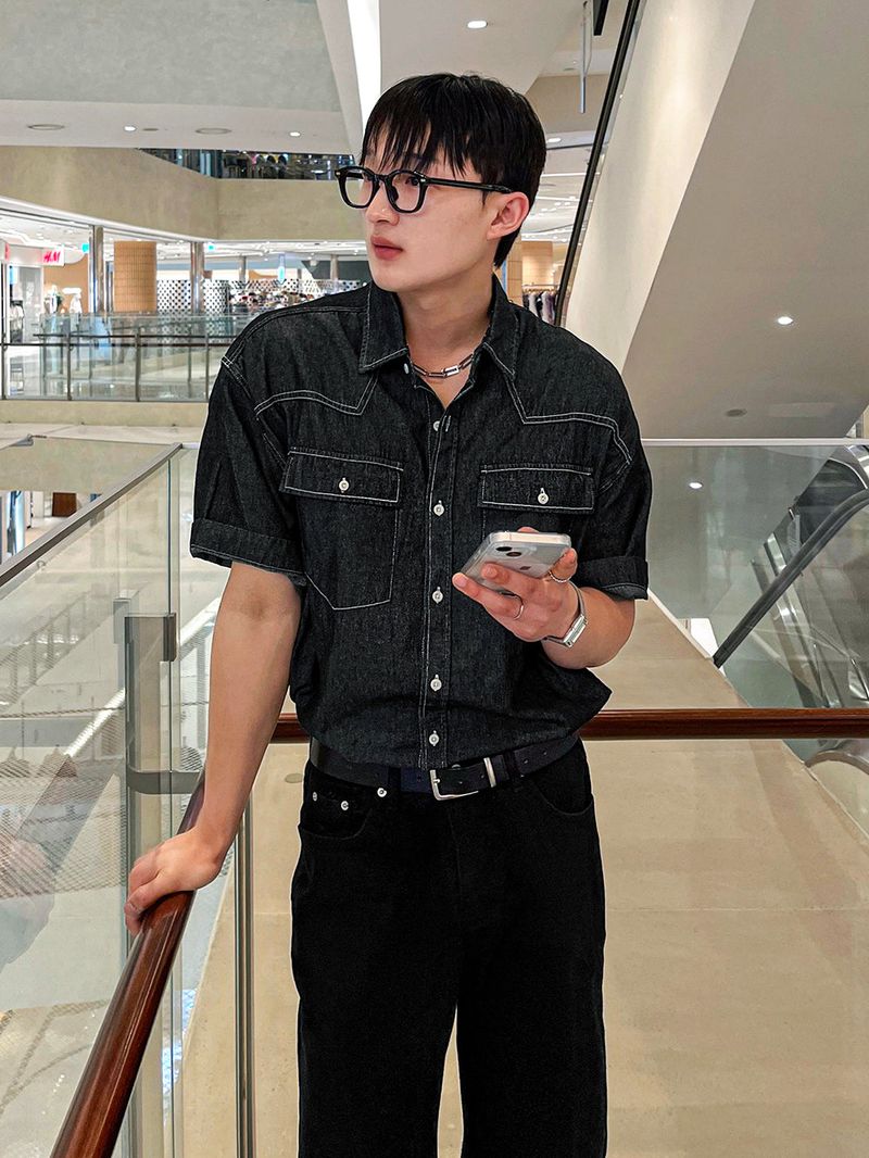 classic western two-pocket denim shirt